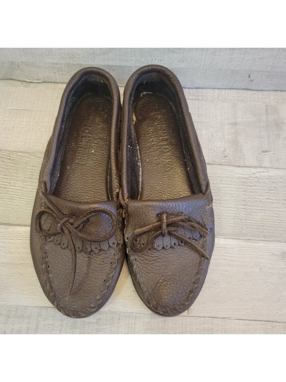 Minnetonka Moosehide Kilty Moccasin Brown Leather Slip-On Loafers Size 8